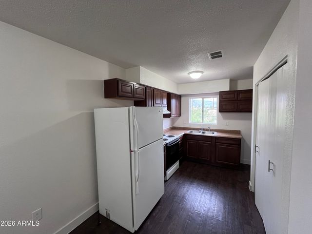 111 S OUTPOST Road, Apache Junction, AZ 85119