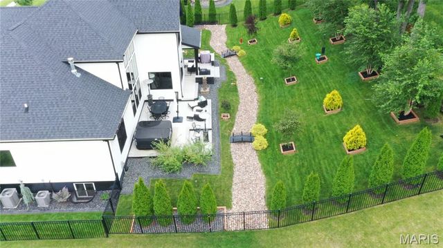 512 Hawthorne Ridge Court, Foristell, MO 63348