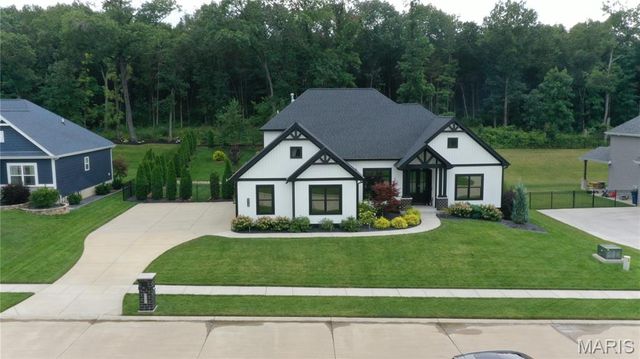 512 Hawthorne Ridge Court, Foristell, MO 63348