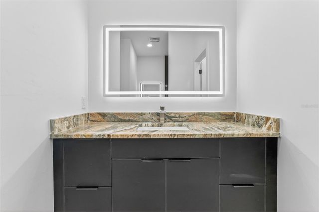 425 ELLINGTON STREET, Port Charlotte, FL 33953