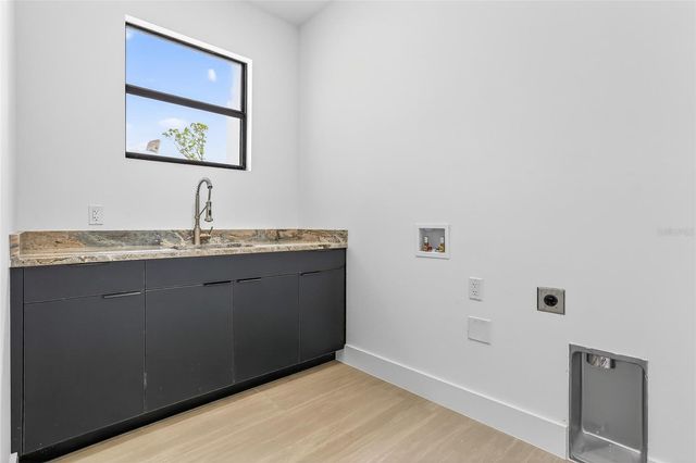 425 ELLINGTON STREET, Port Charlotte, FL 33953