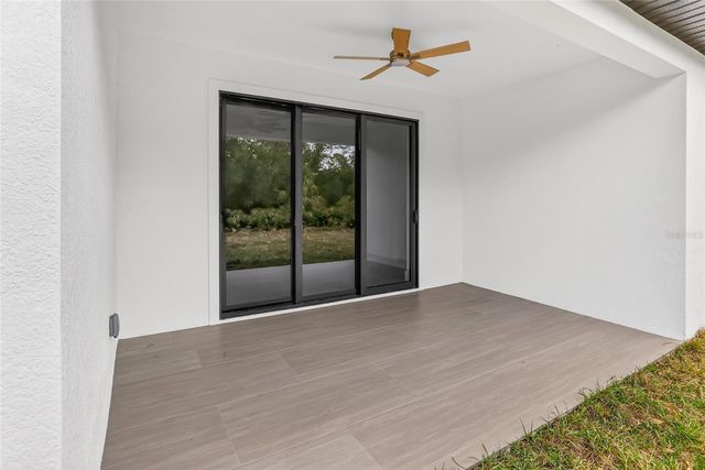 425 ELLINGTON STREET, Port Charlotte, FL 33953