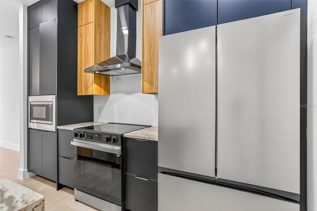 425 ELLINGTON STREET, Port Charlotte, FL 33953