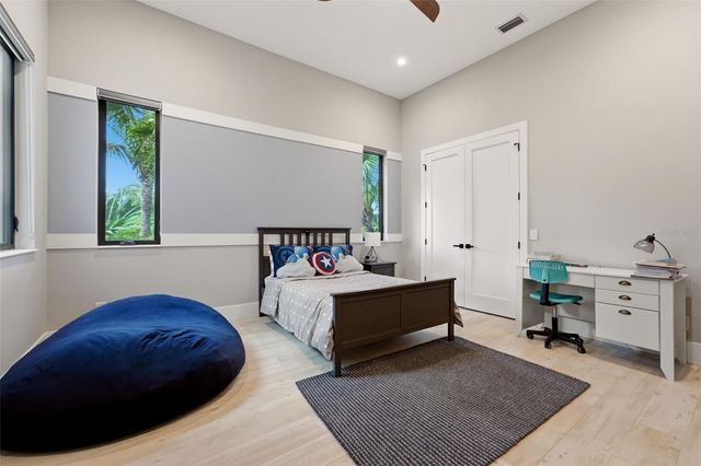 2462 MISSARA LANE, Sarasota, FL 34231