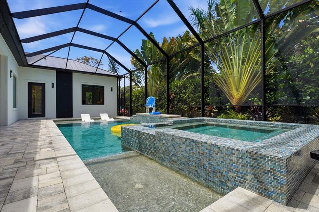2462 MISSARA LANE, Sarasota, FL 34231