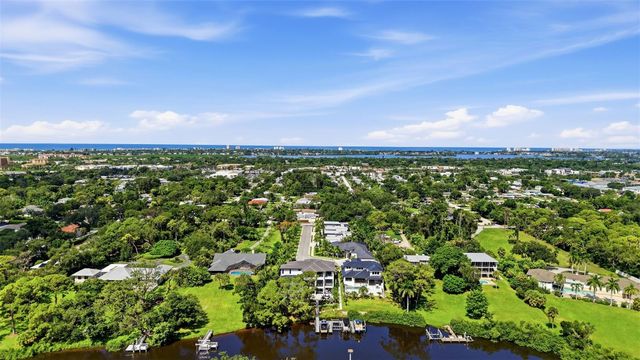 2462 MISSARA LANE, Sarasota, FL 34231