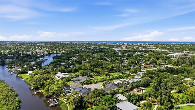 2462 MISSARA LANE, Sarasota, FL 34231