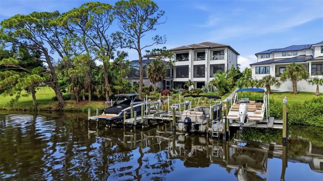 2462 MISSARA LANE, Sarasota, FL 34231