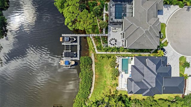 2462 MISSARA LANE, Sarasota, FL 34231