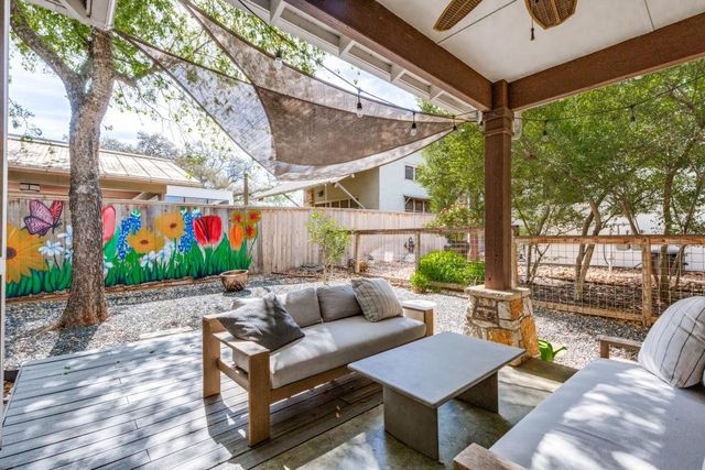 1318 Newning Ave C, Austin, TX 78704