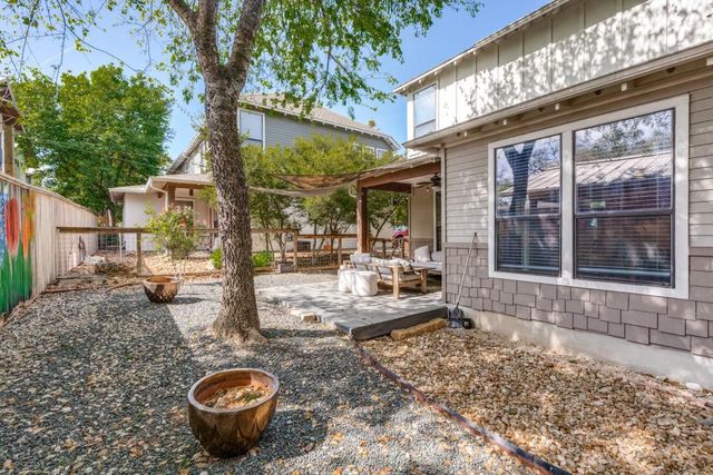 1318 Newning Ave C, Austin, TX 78704