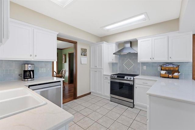 3330 Delaware Avenue, Joplin, MO 64804