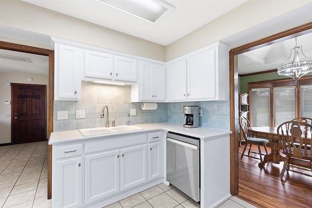 3330 Delaware Avenue, Joplin, MO 64804