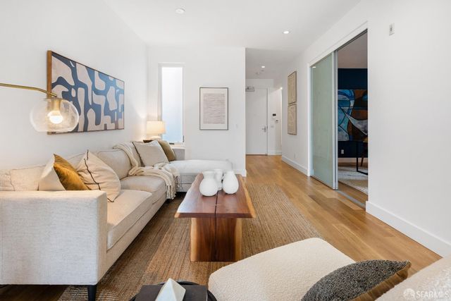 2376 Folsom Street, San Francisco, CA 94110