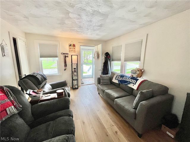 114 Grandview Avenue, Conneaut, OH 44030