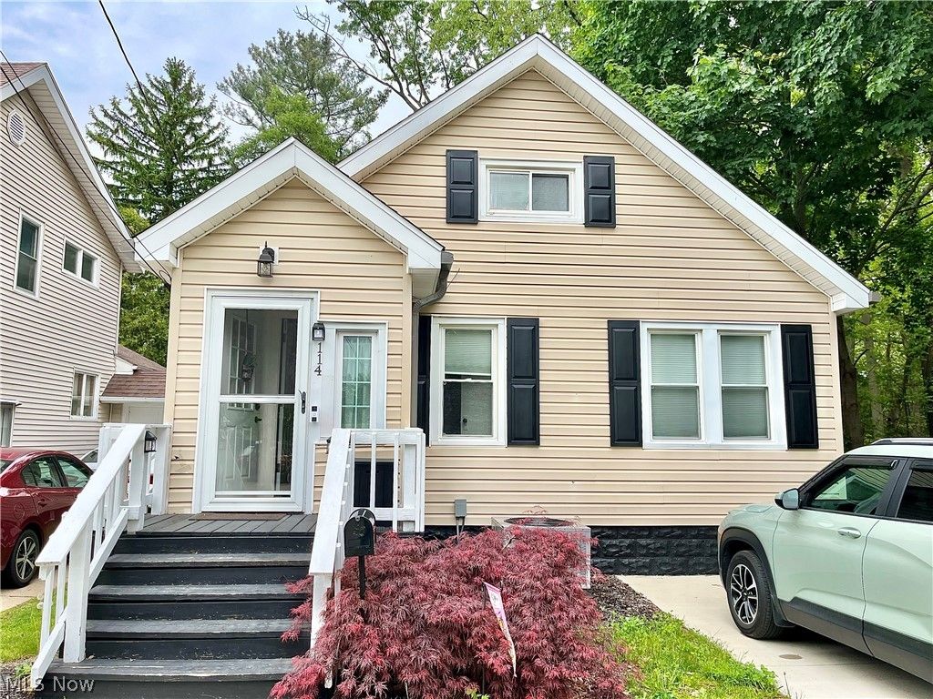 114 Grandview Avenue, Conneaut, OH 44030