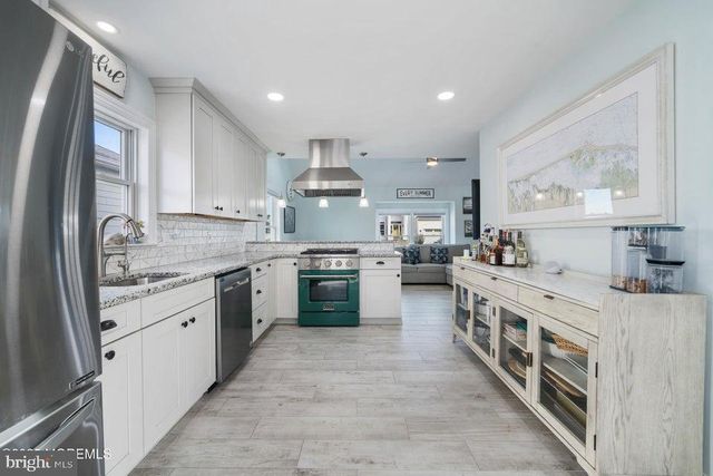 1407 HILO BAY DR, Forked River, NJ 08731