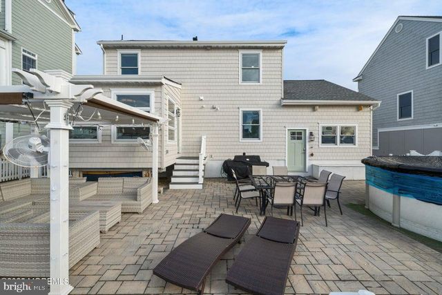 1407 HILO BAY DR, Forked River, NJ 08731