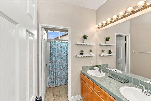 1479 Clearview Circle, Corona, CA 92882