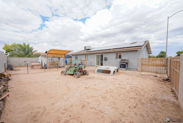 569 W Ramona St, Somerton, AZ 85350