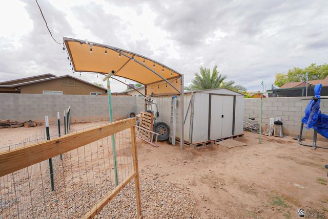 569 W Ramona St, Somerton, AZ 85350