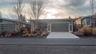 2233 NW Deschutes Place, Bend, OR 97703