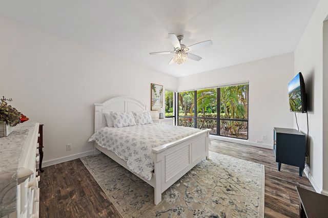111 Waterview Drive 1110, Palm Beach Gardens, FL 33418