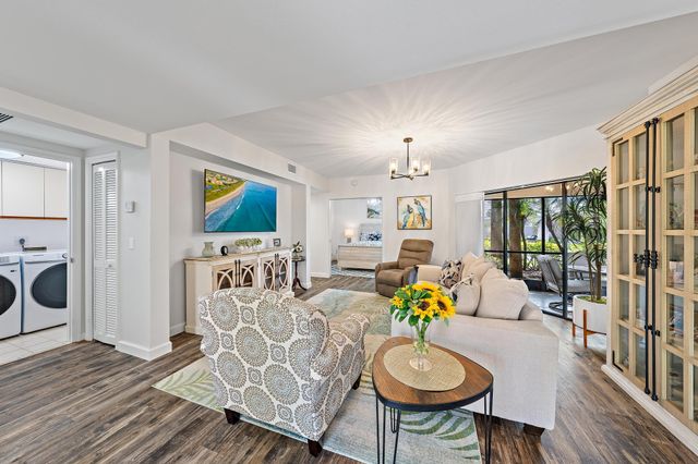 111 Waterview Drive 1110, Palm Beach Gardens, FL 33418
