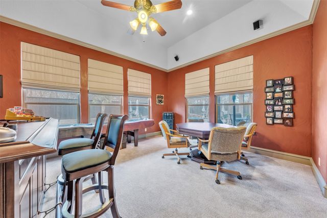 2717 S Shady Lane, Arlington, TX 76001