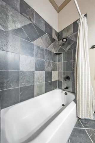 2717 S Shady Lane, Arlington, TX 76001
