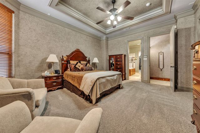 2717 S Shady Lane, Arlington, TX 76001