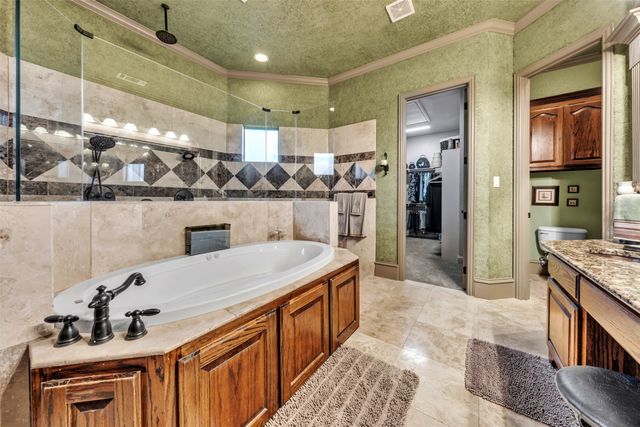 2717 S Shady Lane, Arlington, TX 76001