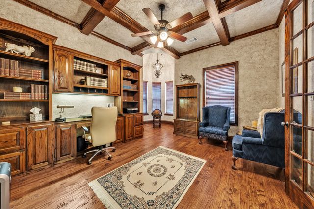 2717 S Shady Lane, Arlington, TX 76001