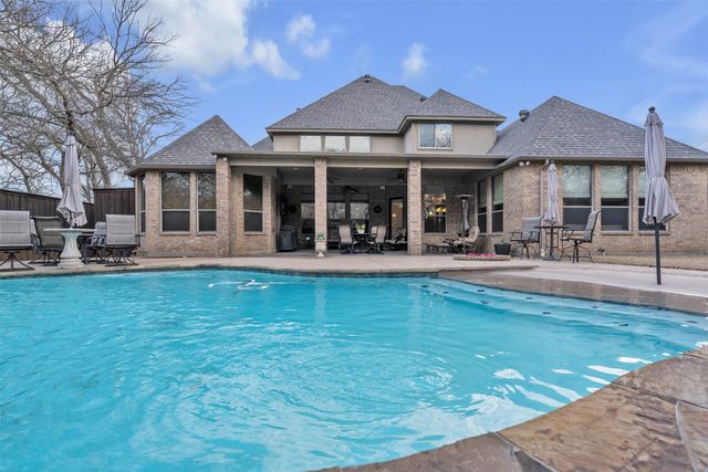 2717 S Shady Lane, Arlington, TX 76001
