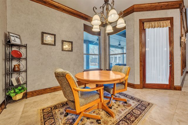 2717 S Shady Lane, Arlington, TX 76001