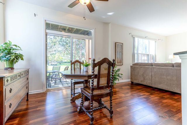 1871 Crenshaw Circle, Vernon Hills, IL 60061