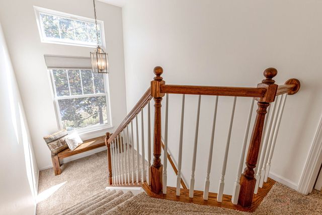 1871 Crenshaw Circle, Vernon Hills, IL 60061