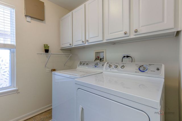 1871 Crenshaw Circle, Vernon Hills, IL 60061