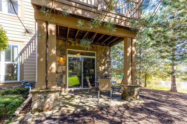 1871 Crenshaw Circle, Vernon Hills, IL 60061