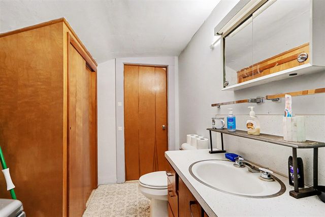 412 W Front Street, Burr Oak, MI 49030