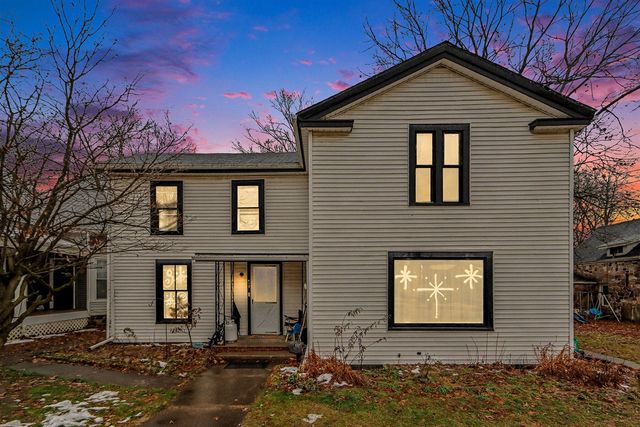 412 W Front Street, Burr Oak, MI 49030