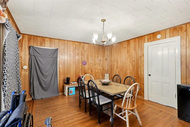 412 W Front Street, Burr Oak, MI 49030