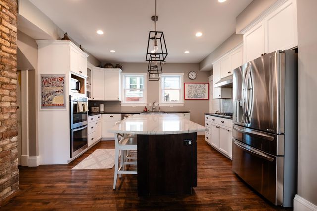 865 St Clair Avenue, Saint Paul, MN 55105