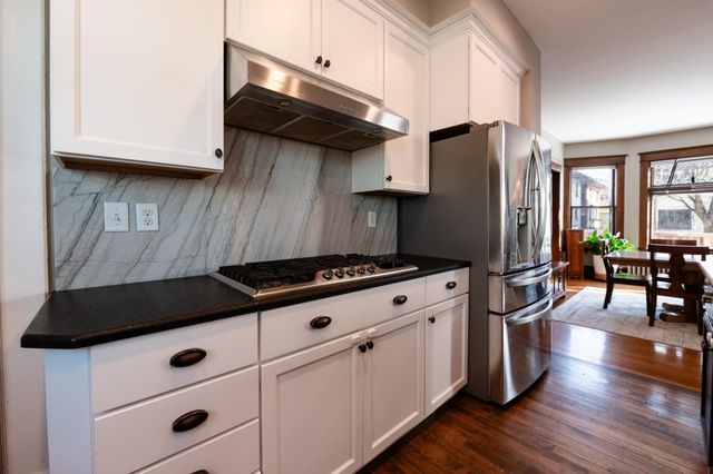 865 St Clair Avenue, Saint Paul, MN 55105