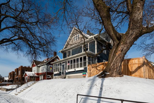 865 St Clair Avenue, Saint Paul, MN 55105