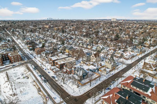 865 St Clair Avenue, Saint Paul, MN 55105