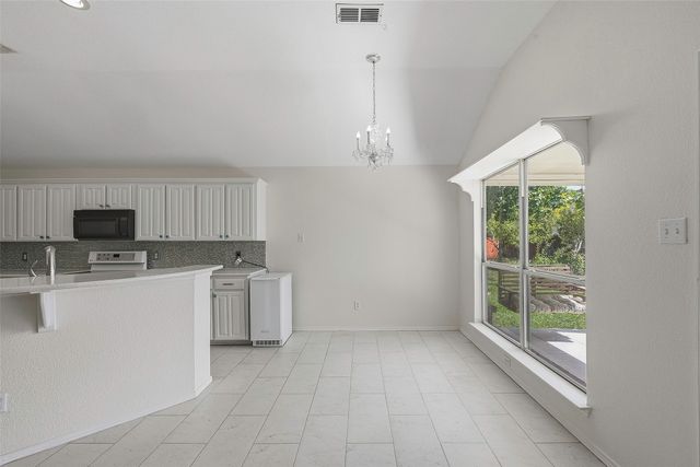 6801 Descanso Gardens Drive, Fort Worth, TX 76132