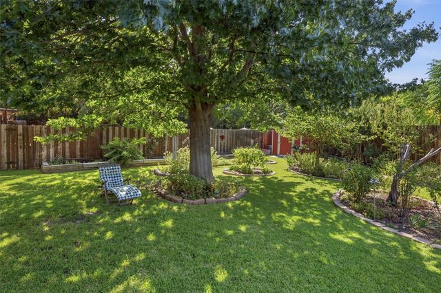 6801 Descanso Gardens Drive, Fort Worth, TX 76132