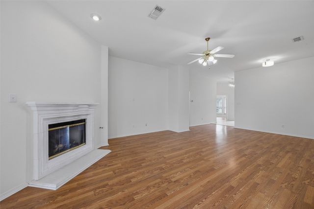 6801 Descanso Gardens Drive, Fort Worth, TX 76132