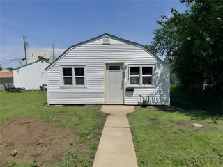 1116 15th Avenue SW, Cedar Rapids, IA 52404